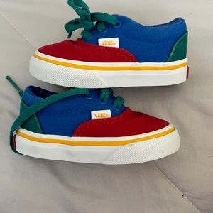 New size 3c muliticolor vans